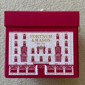 Fortnum & Mason Gift Box